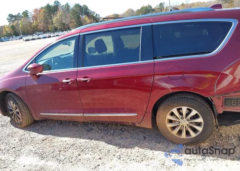 2018 Chrysler Pacifica Touring L из США, поврежденный, VIN 2C4RC1BG3JR120073